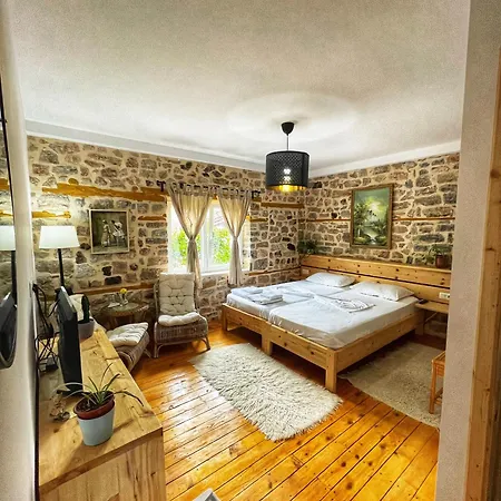 House 1960 Lini